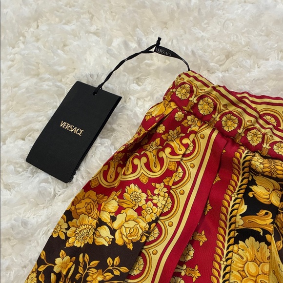 Versace Black, Gold & Red Baroque Silk Mini Skirt - Picture 8 of 15